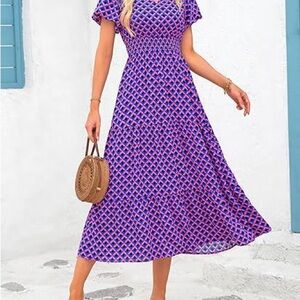 Chic Geometric Mini Dress in Purple and Pink